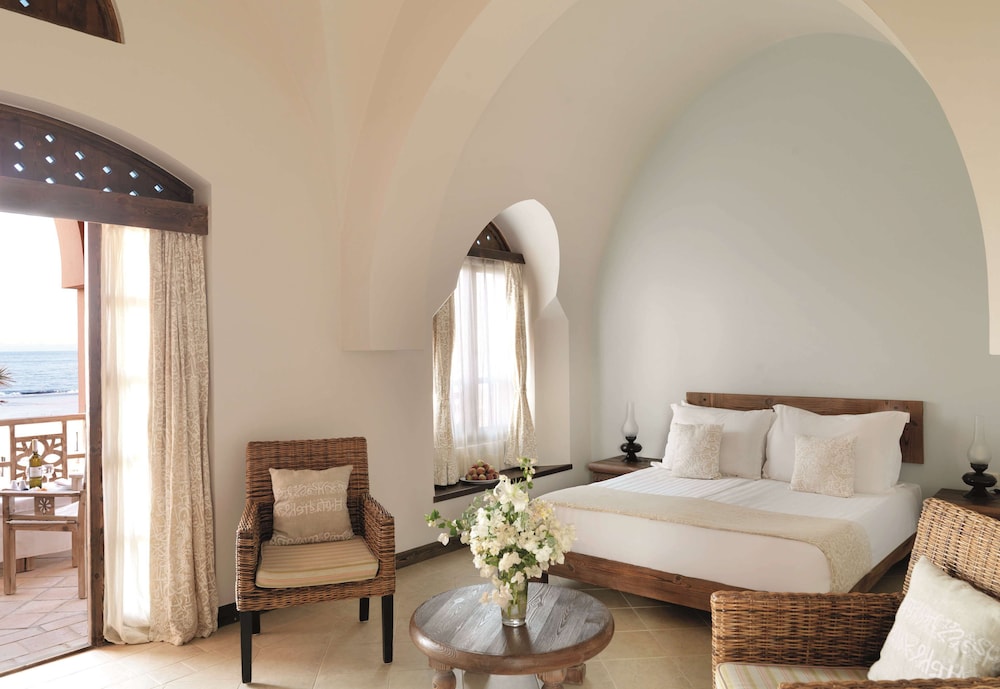 Available room