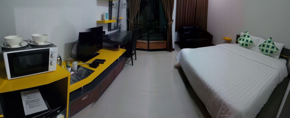 Deluxe Double Room photo 2