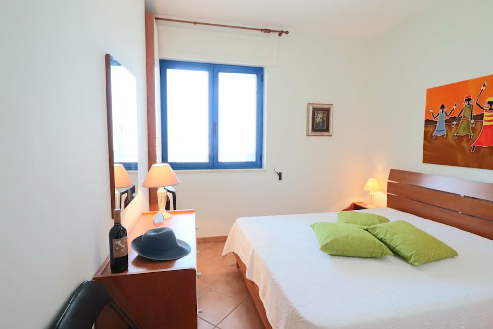 House, 1 Bedroom, Balcony, City View