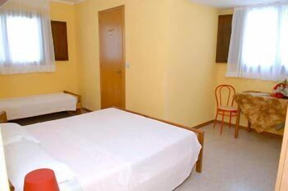 Quadruple Room - Photo 2