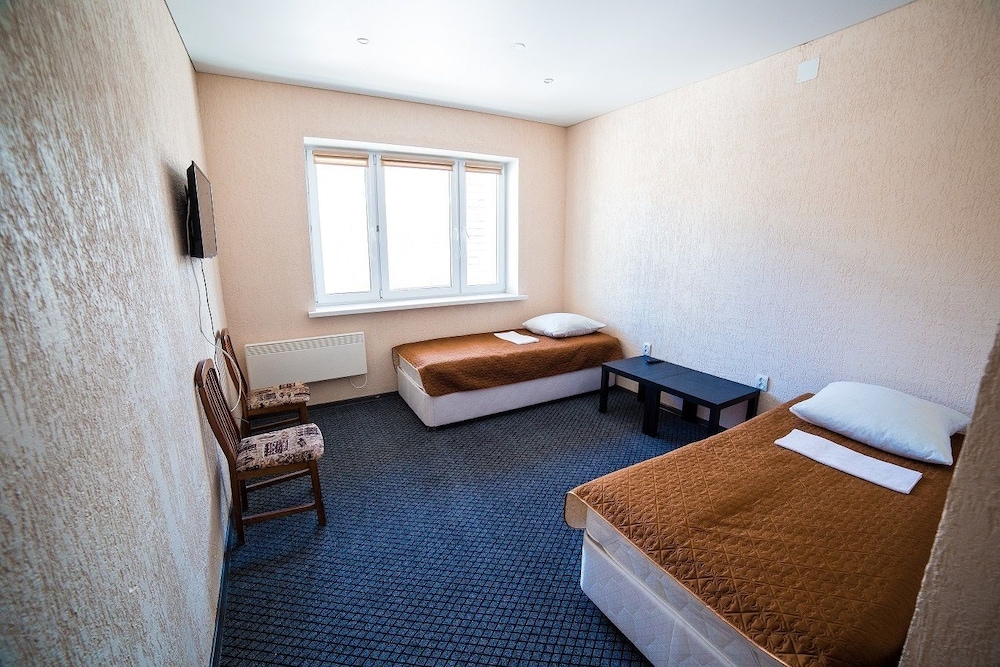 Basic Twin Room, Garden View photo 1