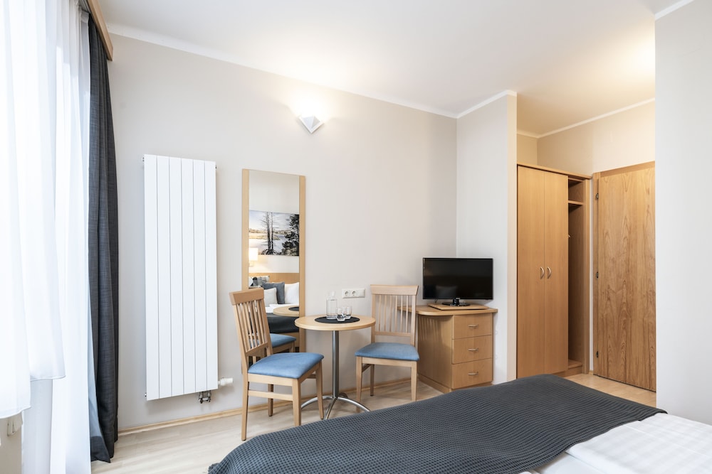 Standard Double Room - Photo 4