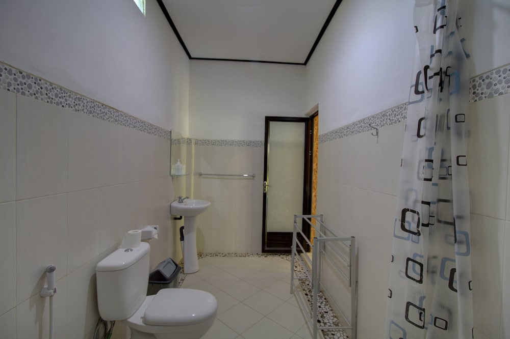 Basic Twin Room - Photo 4