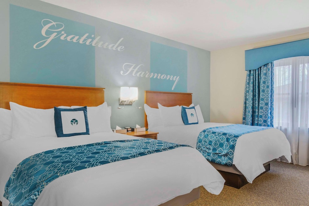Standard Room, 2 Queen Beds, Non Smoking