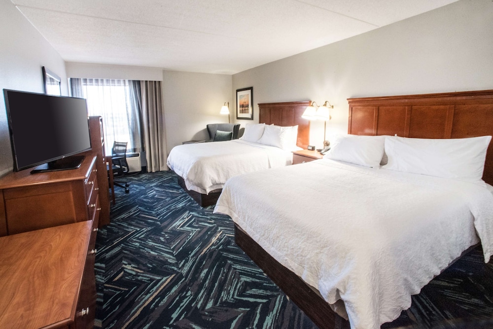 Room, 2 Queen Beds, Accessible, Non Smoking
