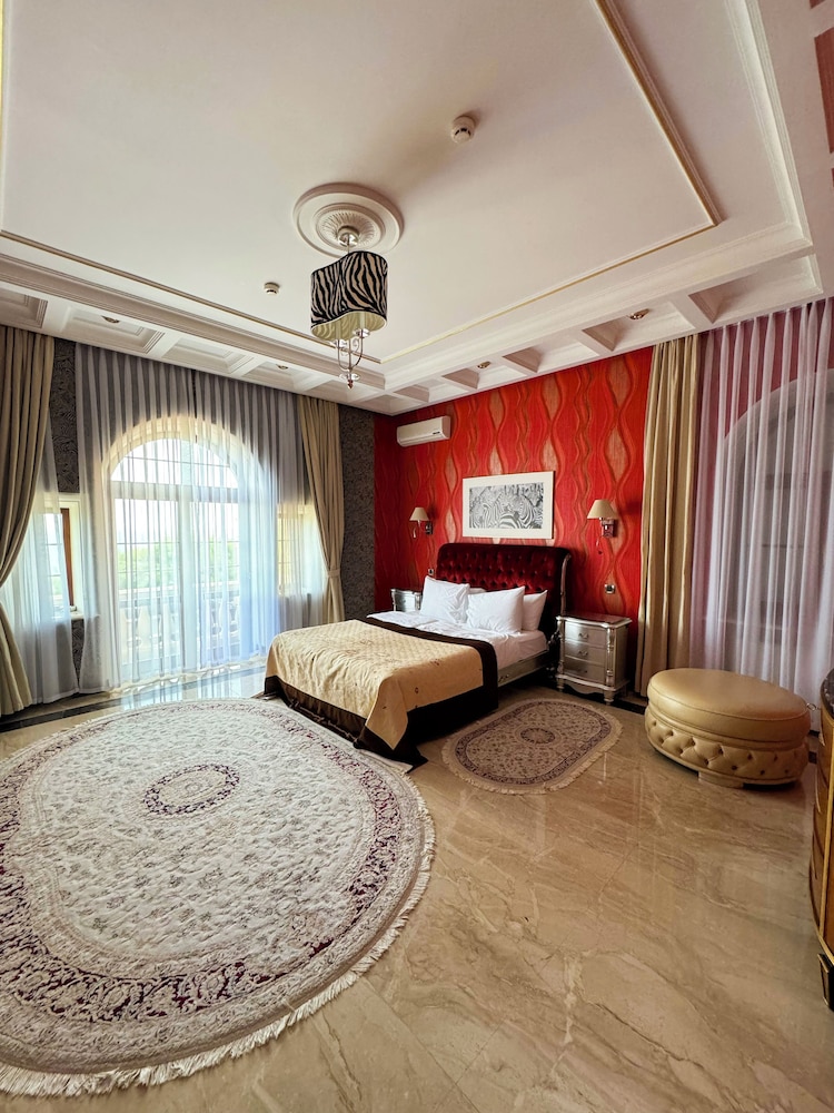 Luxury Room
