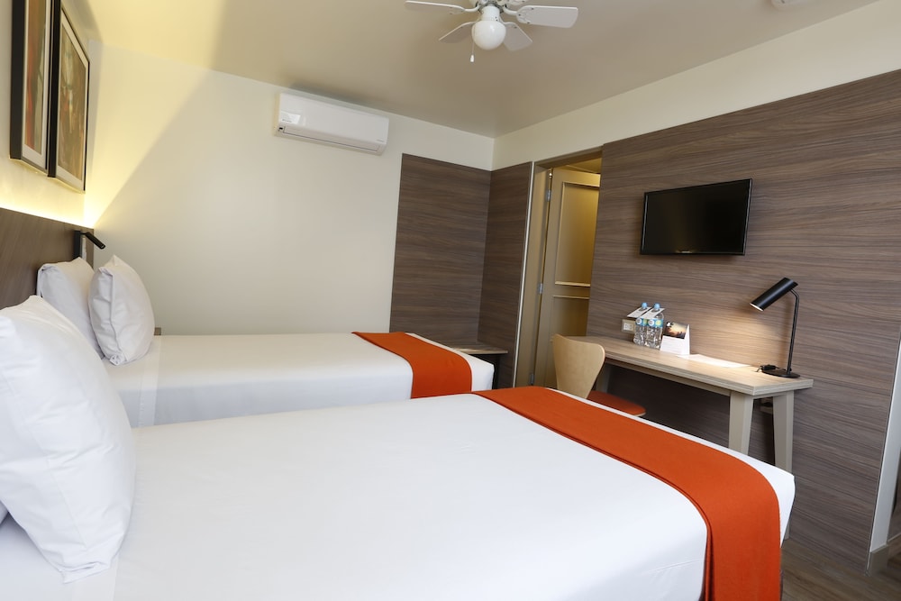 Superior Room, 2 Twin Beds photo 2