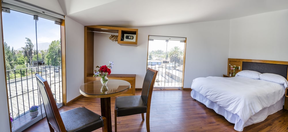 Deluxe Double Room, 1 Double Bed - Photo 2