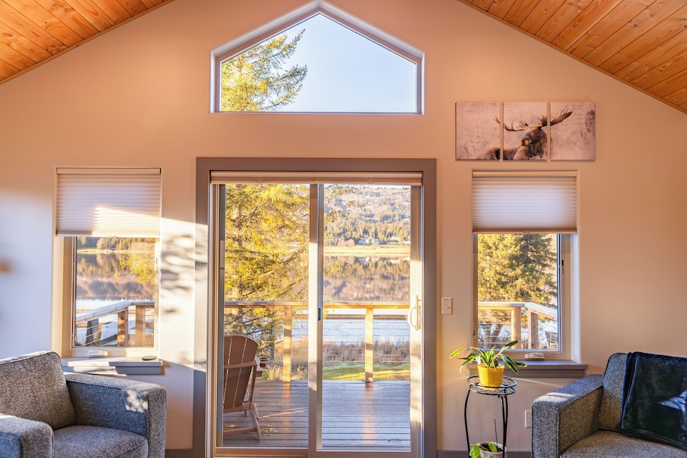 Luxury Suite, Balcony, Lake View photo 2