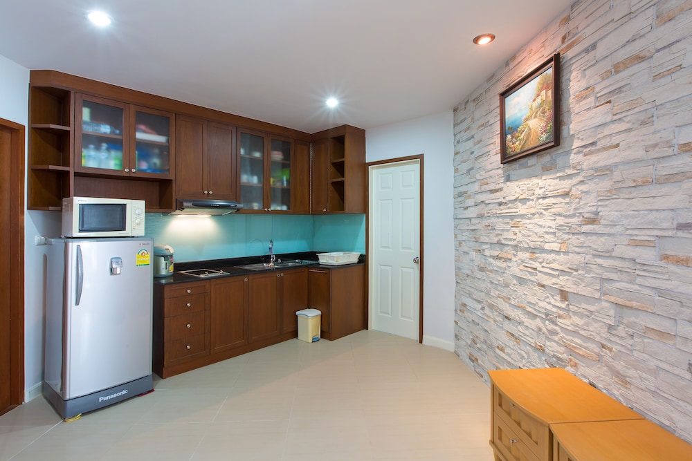 2 Bedroom Apartment with Sea View (Free WIFI in room) photo 3