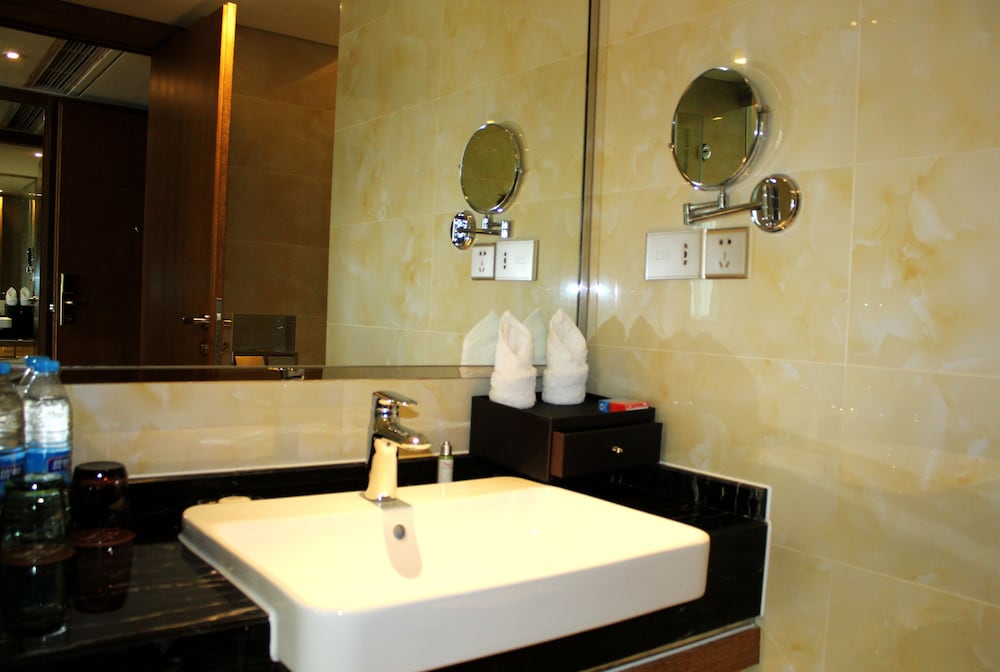 Standard Twin Room, River View photo 1