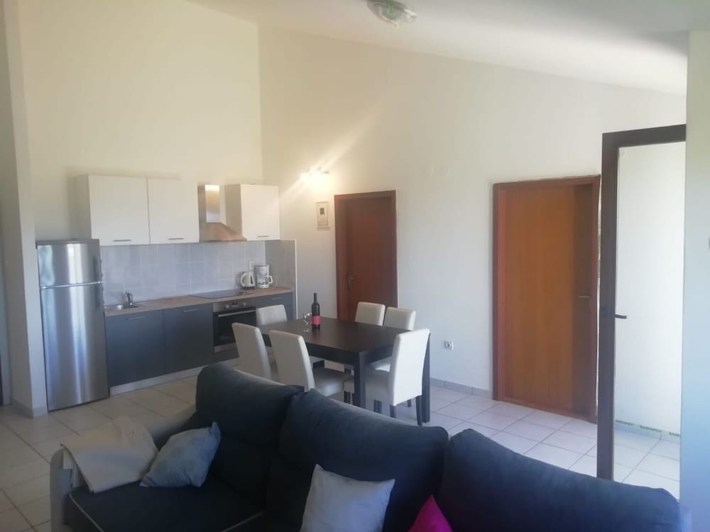 Apartment (Damir - on the sea side - A2(4+1)) photo 1