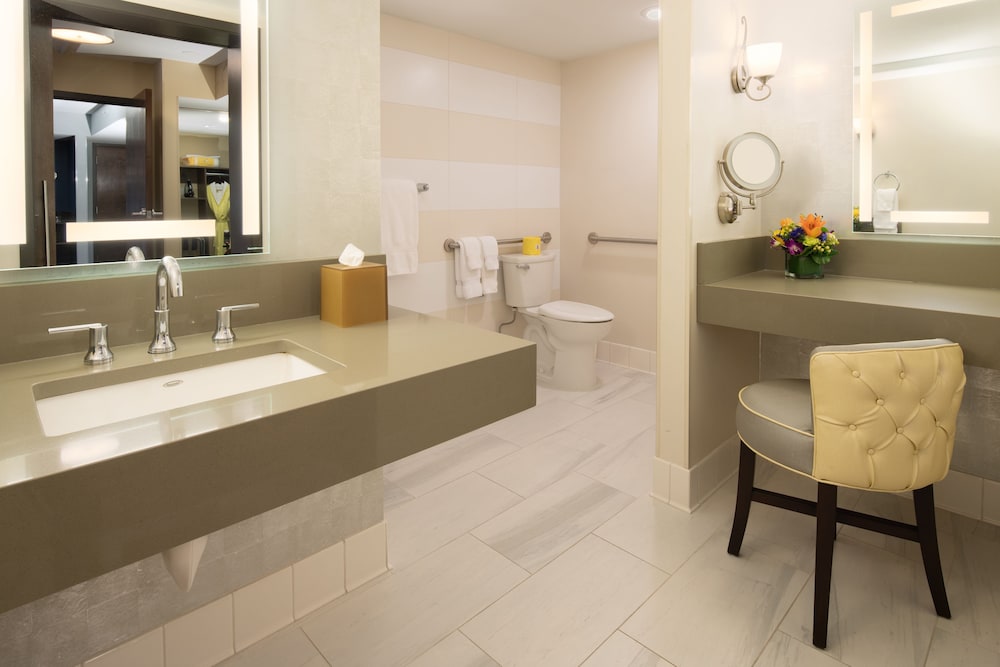 Suite, Accessible thumbnail 6