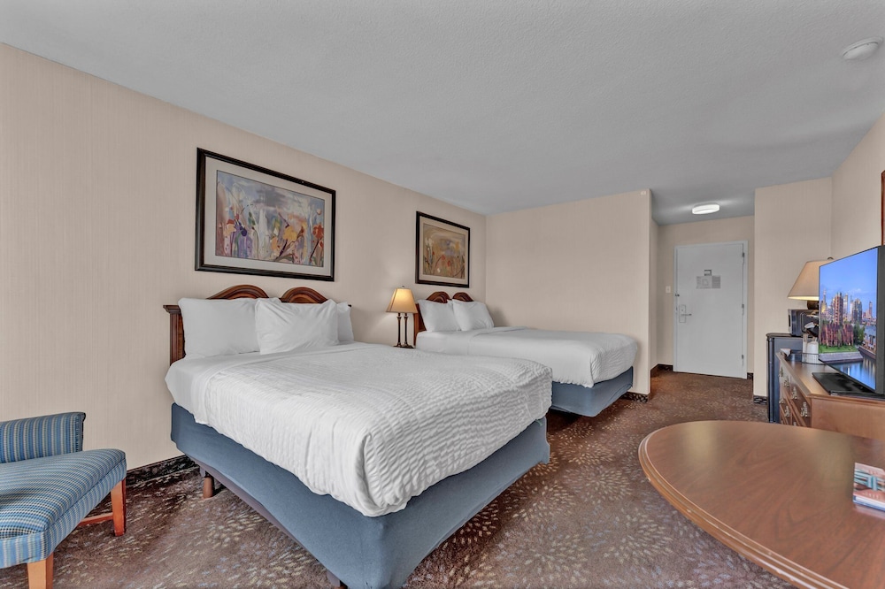 Standard Room, 2 Double Beds - Photo 2