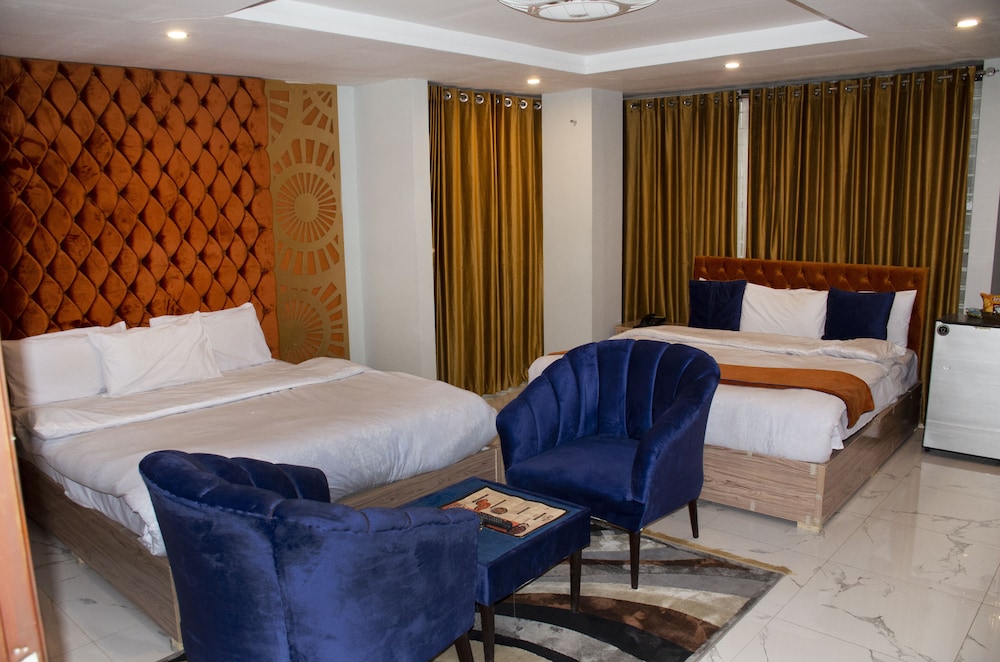 Family Studio Suite