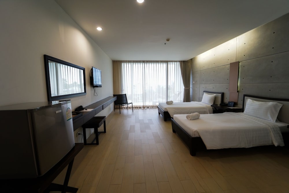 Deluxe Twin Room, Sea View - Photo 2