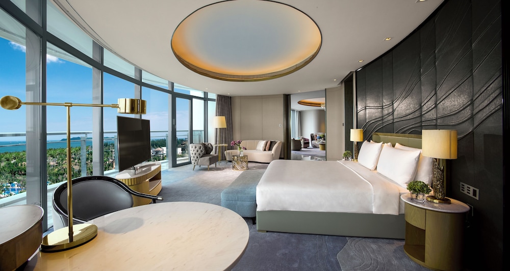 Regal Suite (unlimited entry to water park & aquarium, Imperial club benefit)