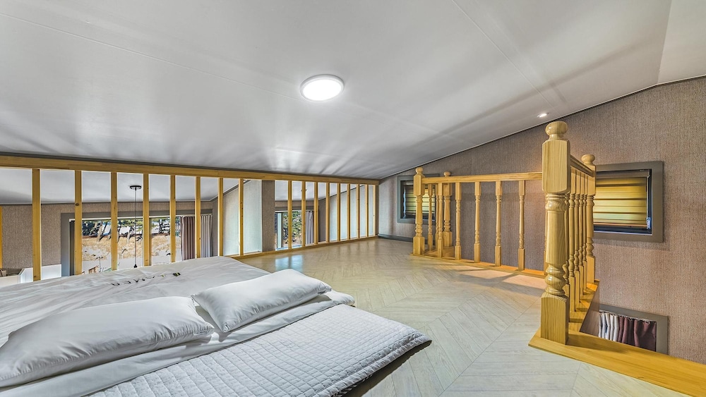 Basic Room, 1 Bedroom (301) - Photo 5