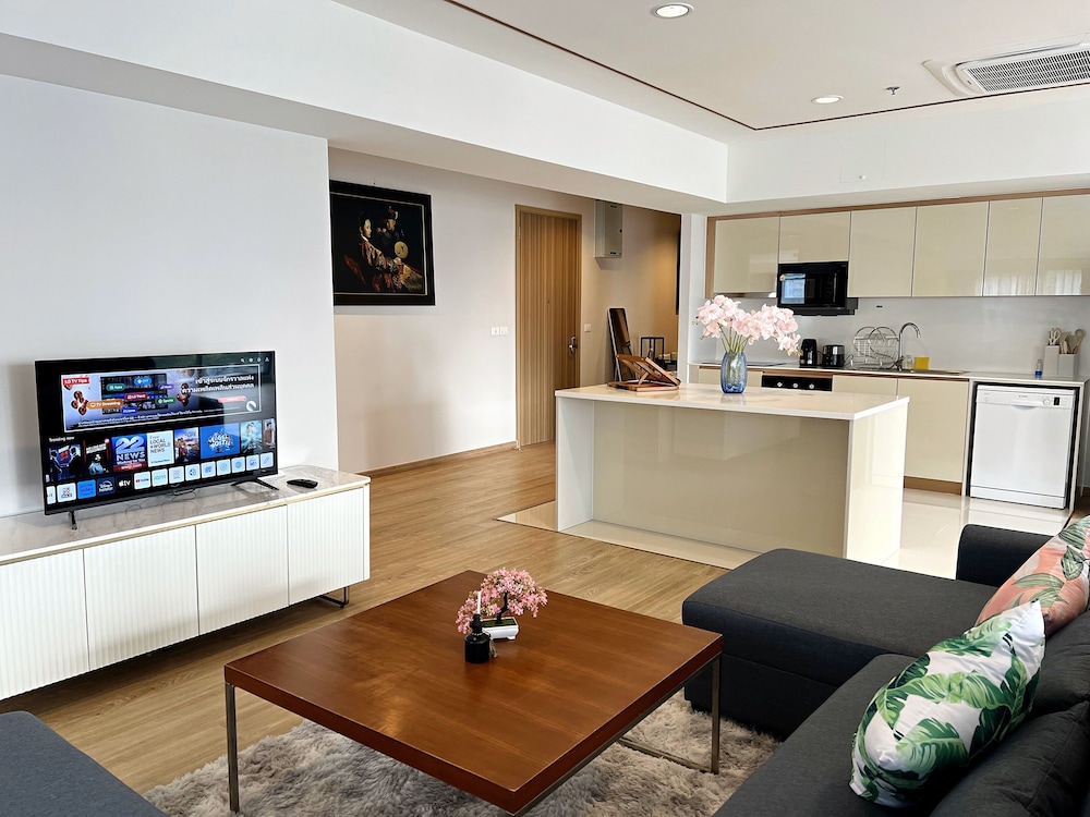 3 Bedroom Exclusive Apartment (Unit 502) photo 1