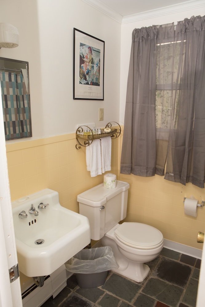 Exclusive Room (Pet Friendly) photo 3