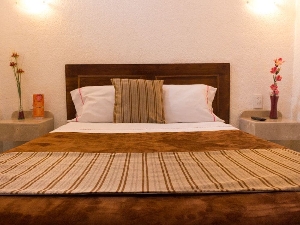 Comfort Suite, 1 Queen Bed, Sauna photo 3