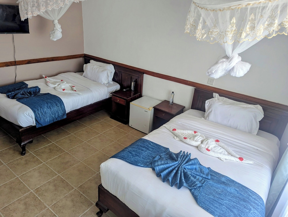 Superior Twin Room photo 2