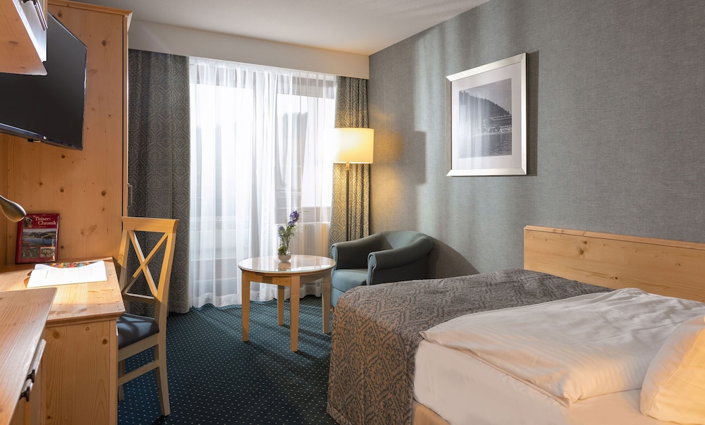 Superiorplus Single Room