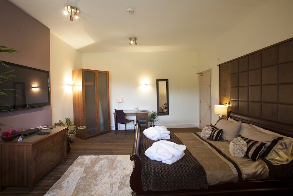 Signature Suite, 1 King Bed photo 2
