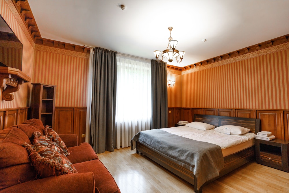 Family Suite (Grand)