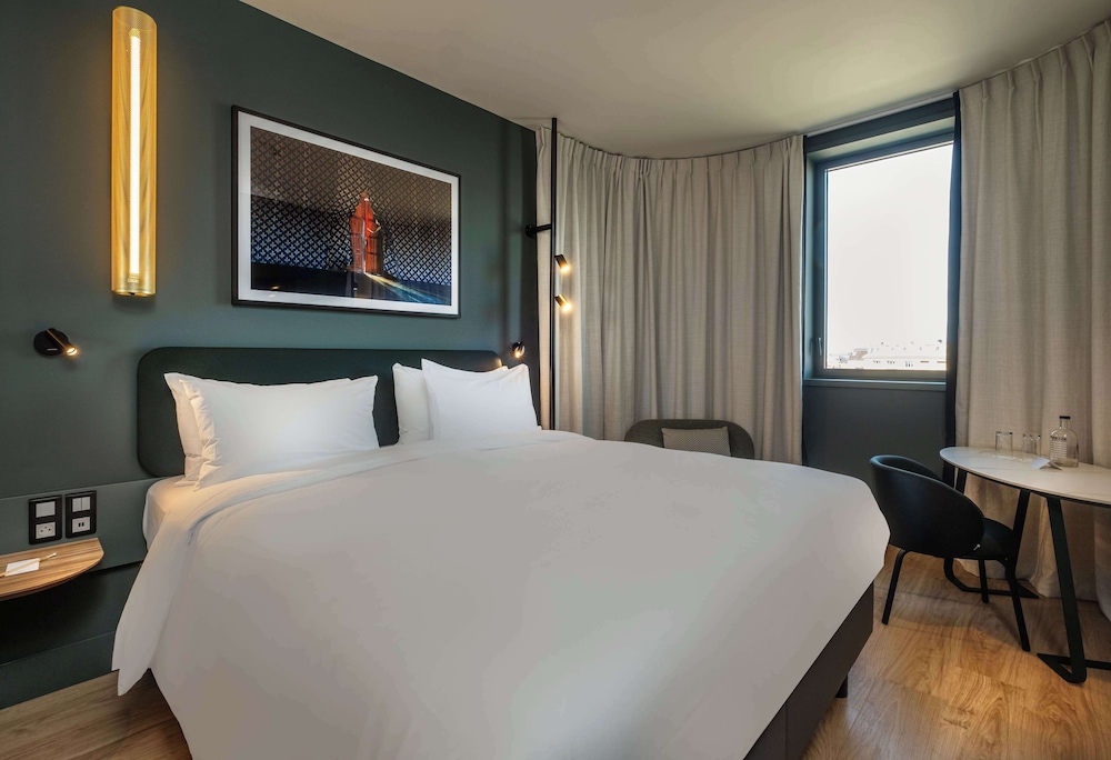 Standard Room, Non Smoking, City View photo 1
