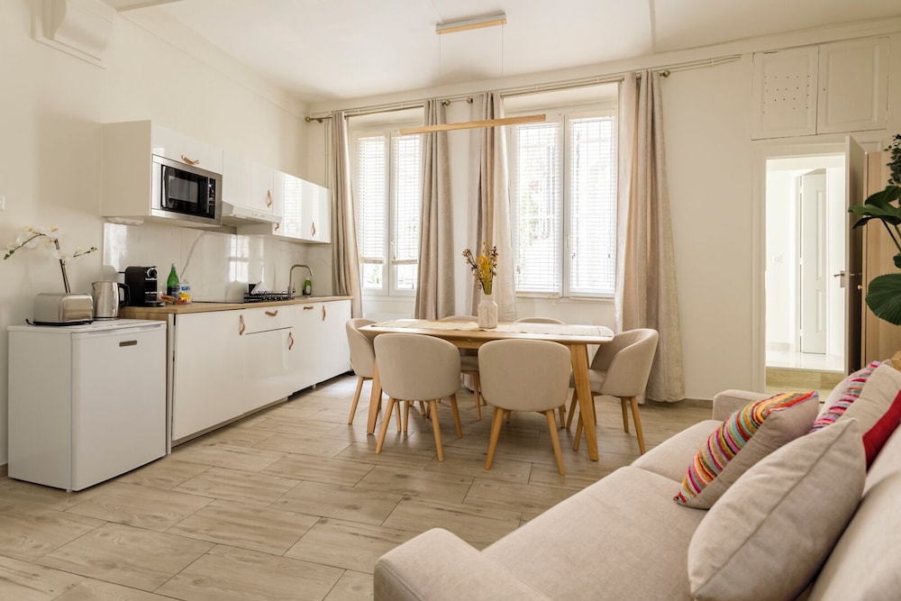 Apartment, Non Smoking