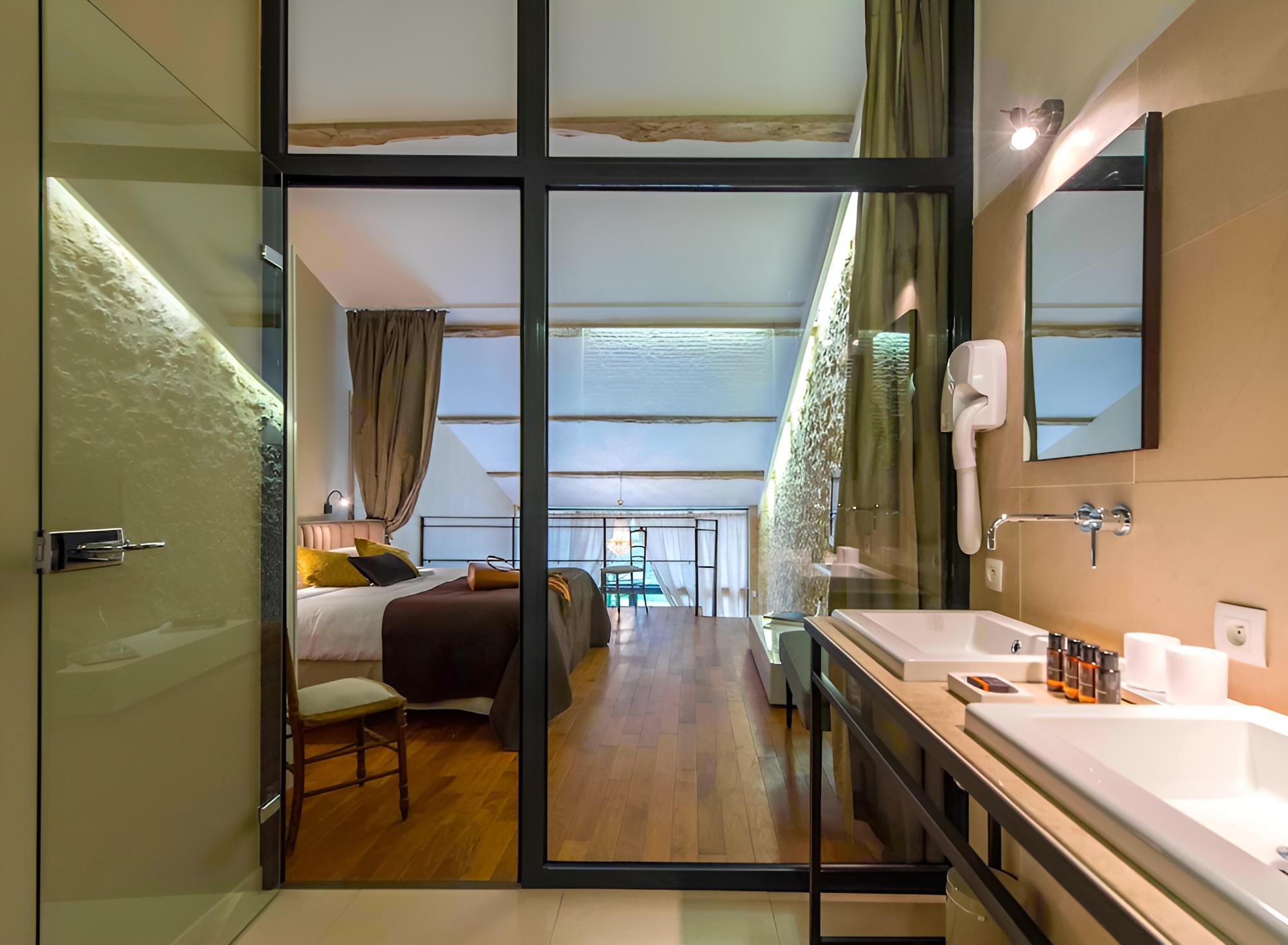 Luxury Duplex, Ensuite photo 1