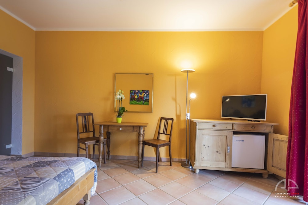 Double or Twin Room, Garden View photo 2
