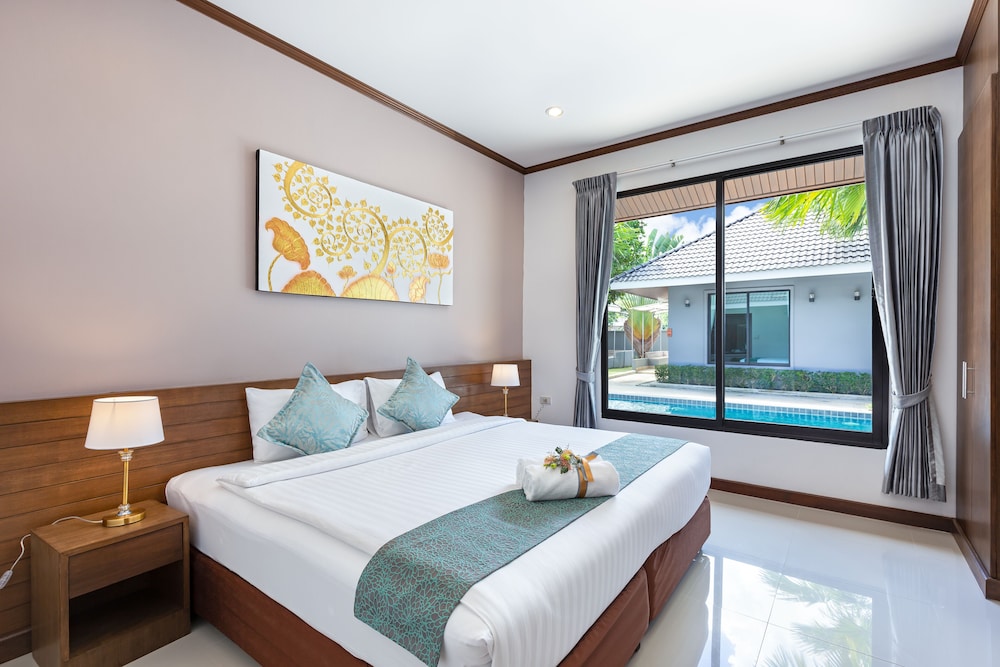 Comfort Suite photo 2