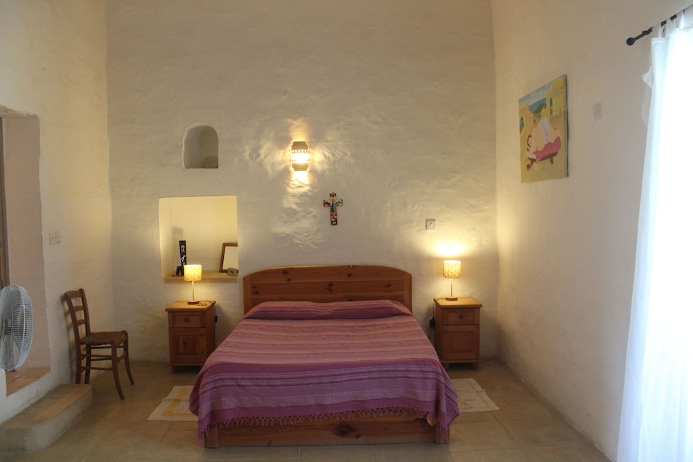 House, 3 Bedrooms, Smoking, Private Pool photo 3