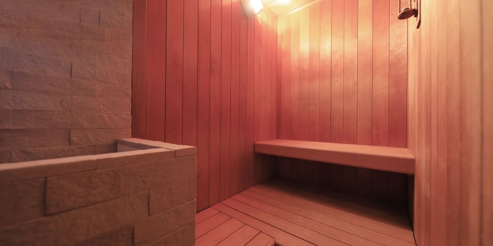 Ocean View Royal Suite with Private Sauna and Jacuzzi / Pine Crest, Non Smoking - Photo 6