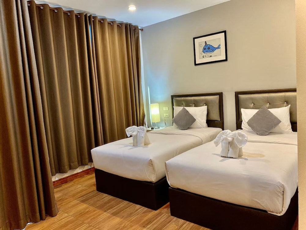 Deluxe Twin Room - Photo 2