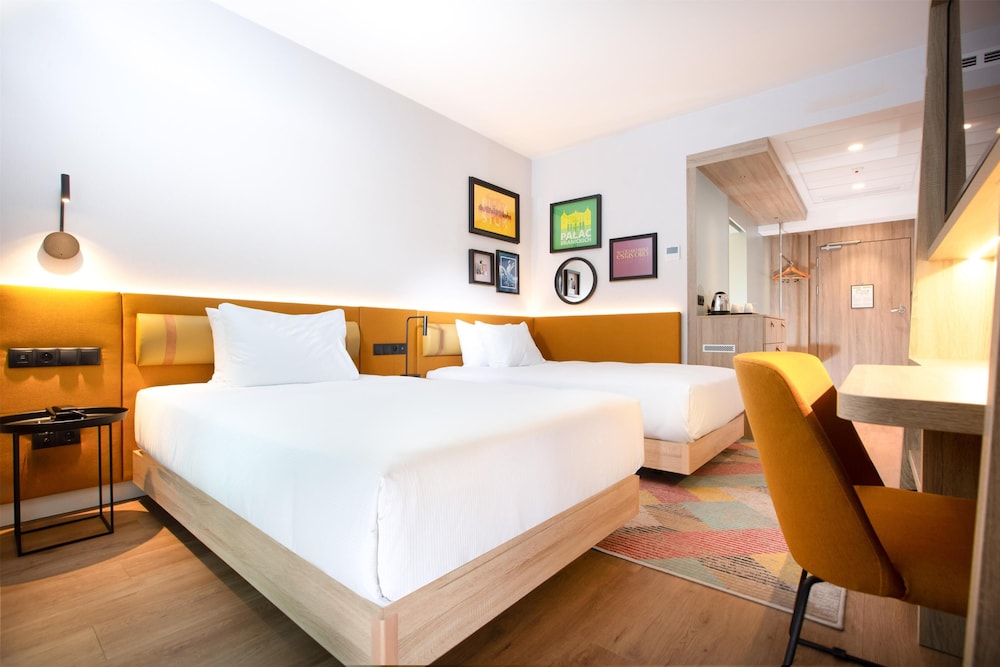 Twin Room, 2 Twin Beds, Non Smoking - Photo 2