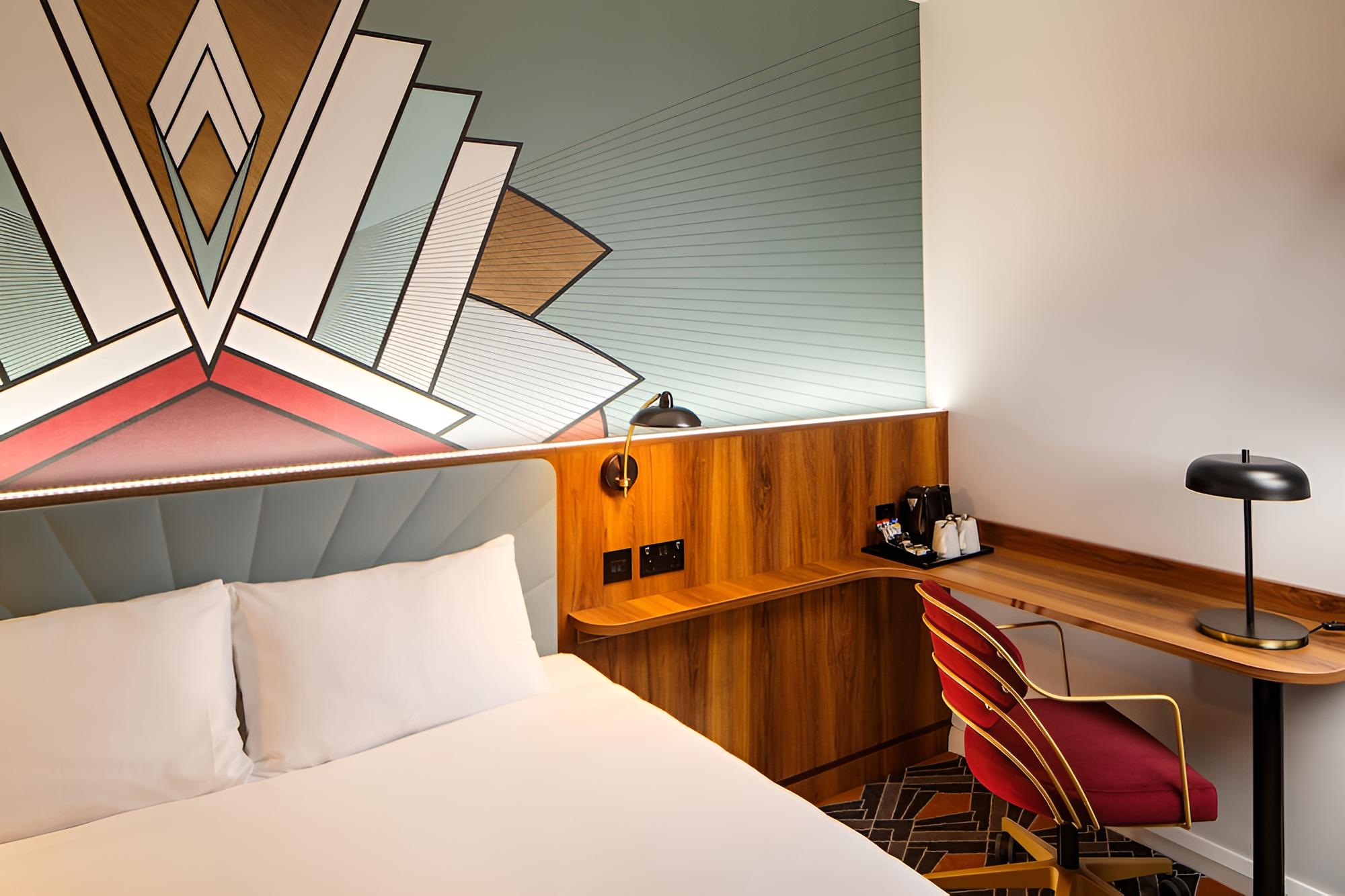Room, 1 Queen Bed photo 2
