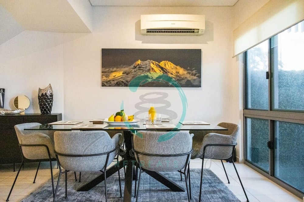 Luxury Apartment photo 3