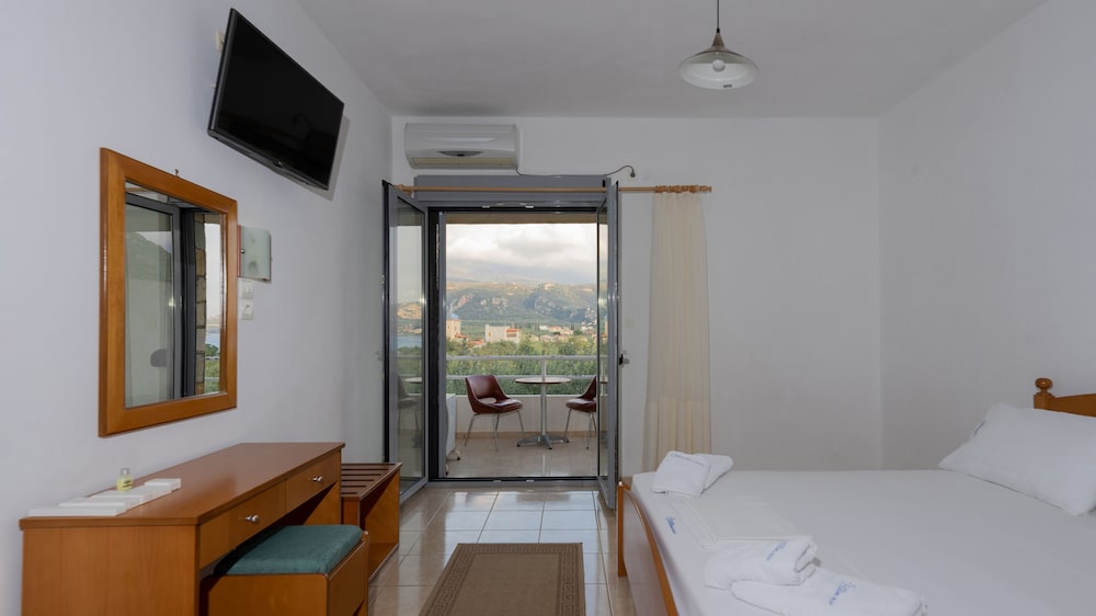 Double Room, 1 Double Bed, Balcony, Partial Sea View