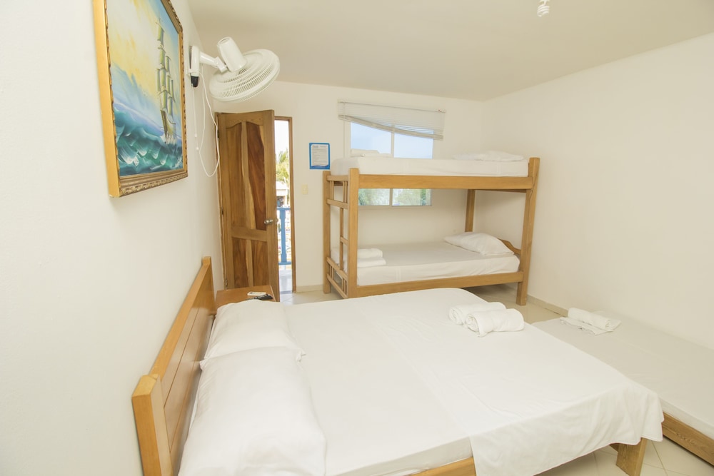 Standard Quadruple Room, Multiple Beds