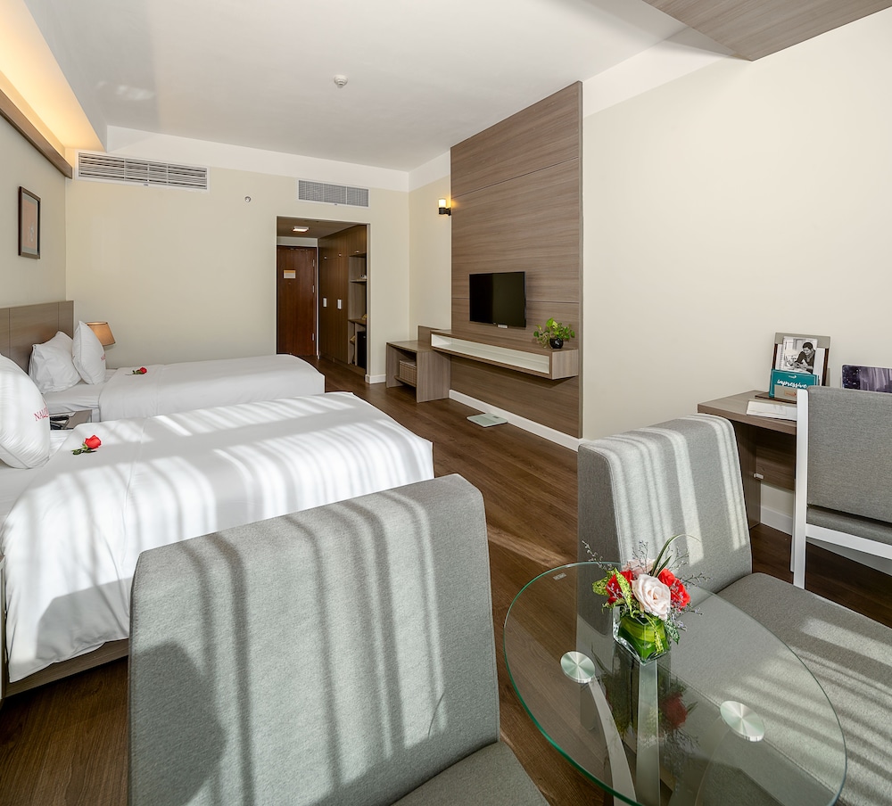 Deluxe Twin Room, City View photo 1