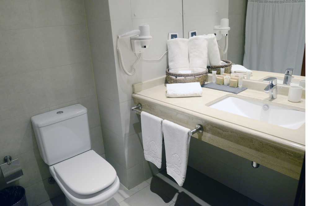 Executive Double Room, 2 Twin Beds, Non Smoking photo 3