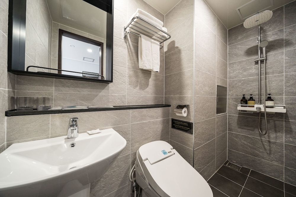 Standard Double Room, Sea View - Photo 8
