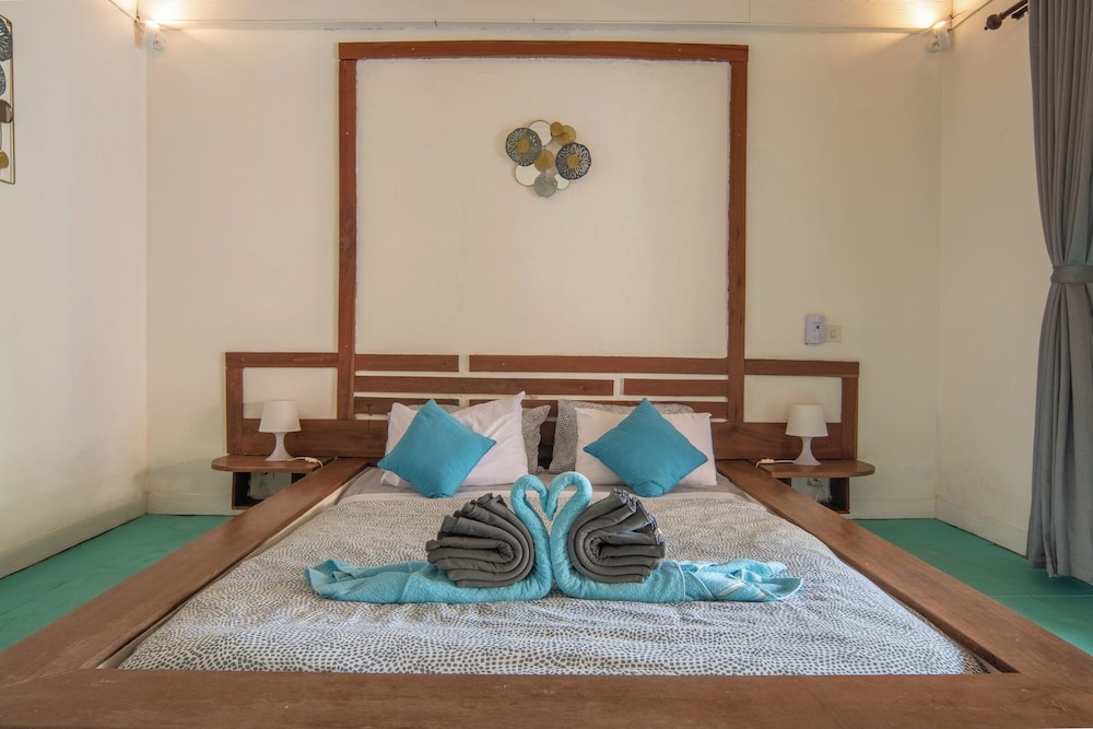 Deluxe Double Room, Garden View photo 2