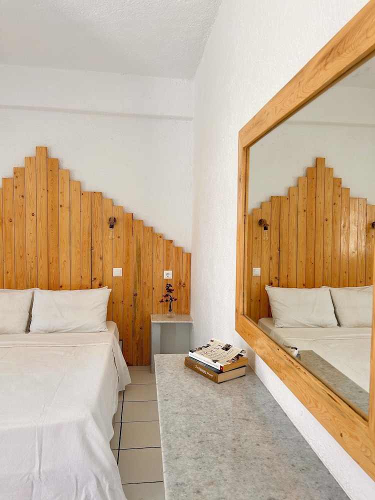 Basic Double Room