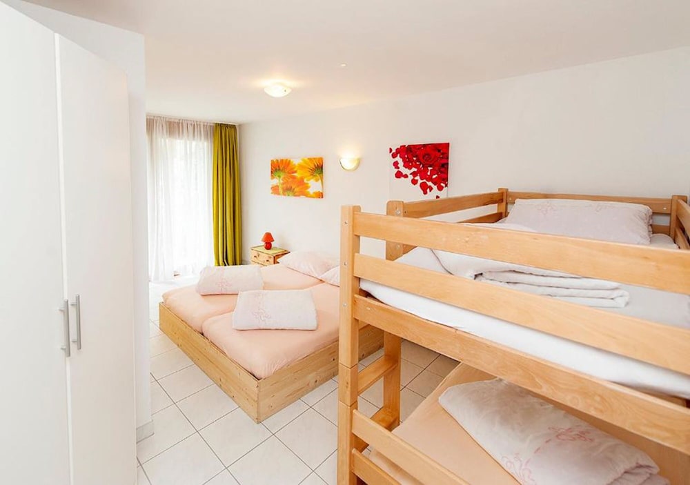 Basic Triple Room - Photo 1