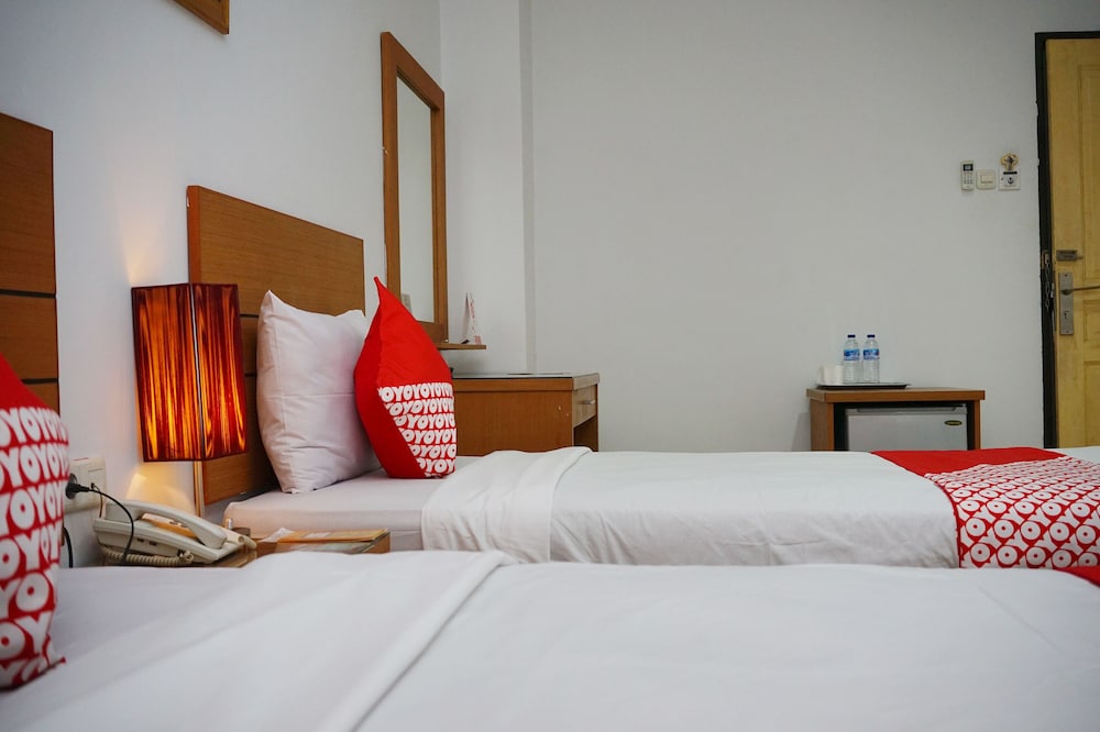 Deluxe Twin Room photo 2