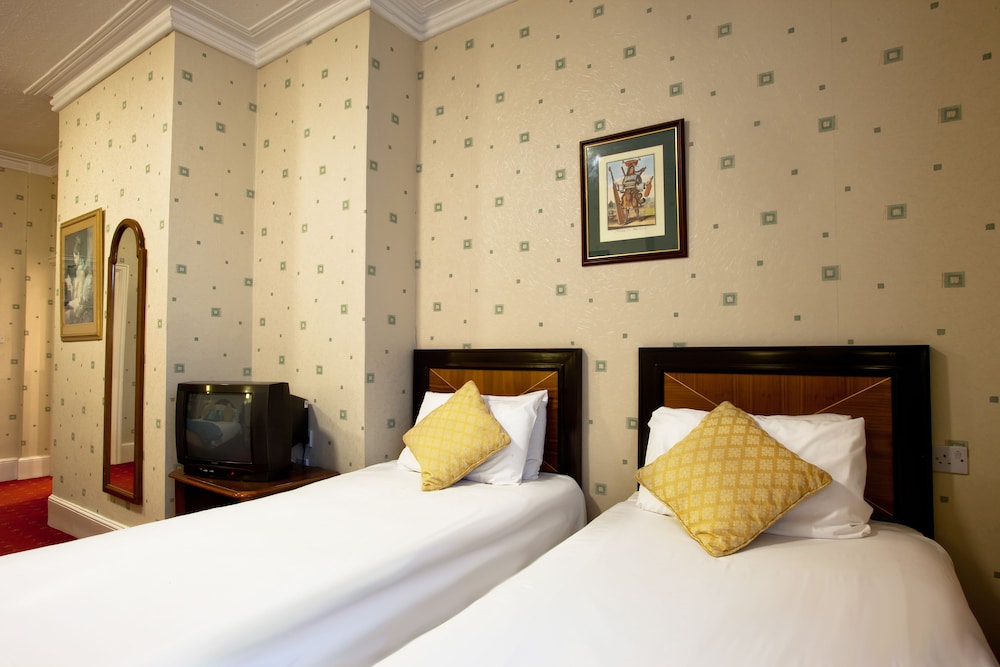 Standard Twin Room - Photo 4
